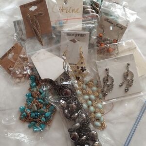 NWT Junk Jewelry Lot - 16 Pieces - 1 Pound - Jewelry Making, Repair,- Untangeled